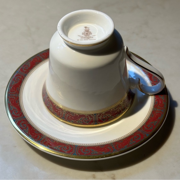 Royal Doulton Martinique Cups and Saucers set of 4 - Picture 6 of 11